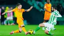 Pemain 32 tahun itu tampil sangat dominan di lini tengah. Mantan pemain Los Blancos itu sukses mencetak gol dan assist, yang memastikan Betis dapat tiga poin. (AP Photo/Jose Breton)