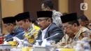Menteri Agama Yaqut Cholil Qoumas (kedua kanan) saat rapat kerja dengan Komisi VIII DPR RI di Gedung Parlemen, Jakarta, Kamis (19/1/2023). Rapat kerja membahas kinerja penyelenggaraan ibadah Haji. (Liputan6.com/Faizal Fanani)