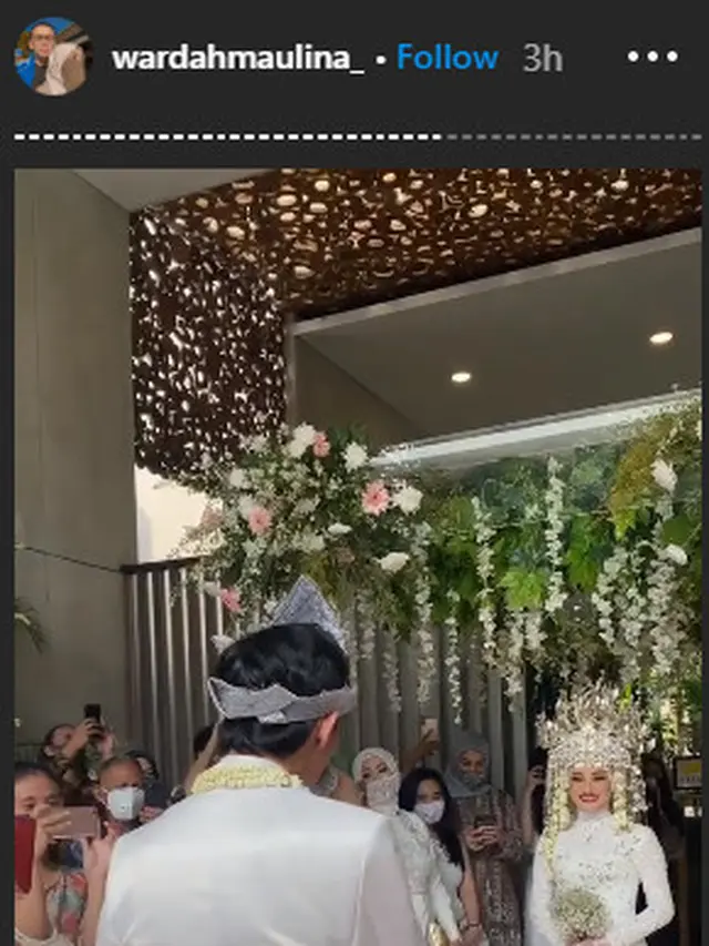 Ciptakan Lagu Khusus, Ini 6 Momen Rey Mbayang Nyanyi Untuk Dinda Hauw