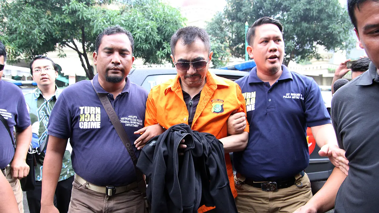 [Bintang] Gatot Brajamusti