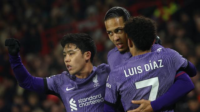 Liverpool, Wataru Endo, Virgil van Dijk, Luis Diaz