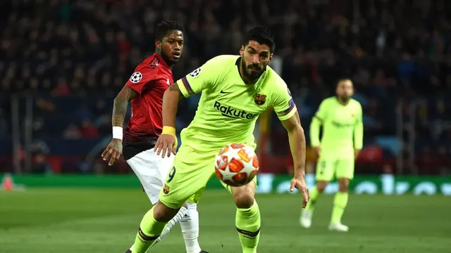 Laga Ketat Warnai Kemenangan Barcelona Atas Manchester United