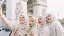 Natasha Rizky, Ratna Galih, Nina Zatulini, dan Dian Ayu Lestari. [Foto: Instagram/dianayulestari]