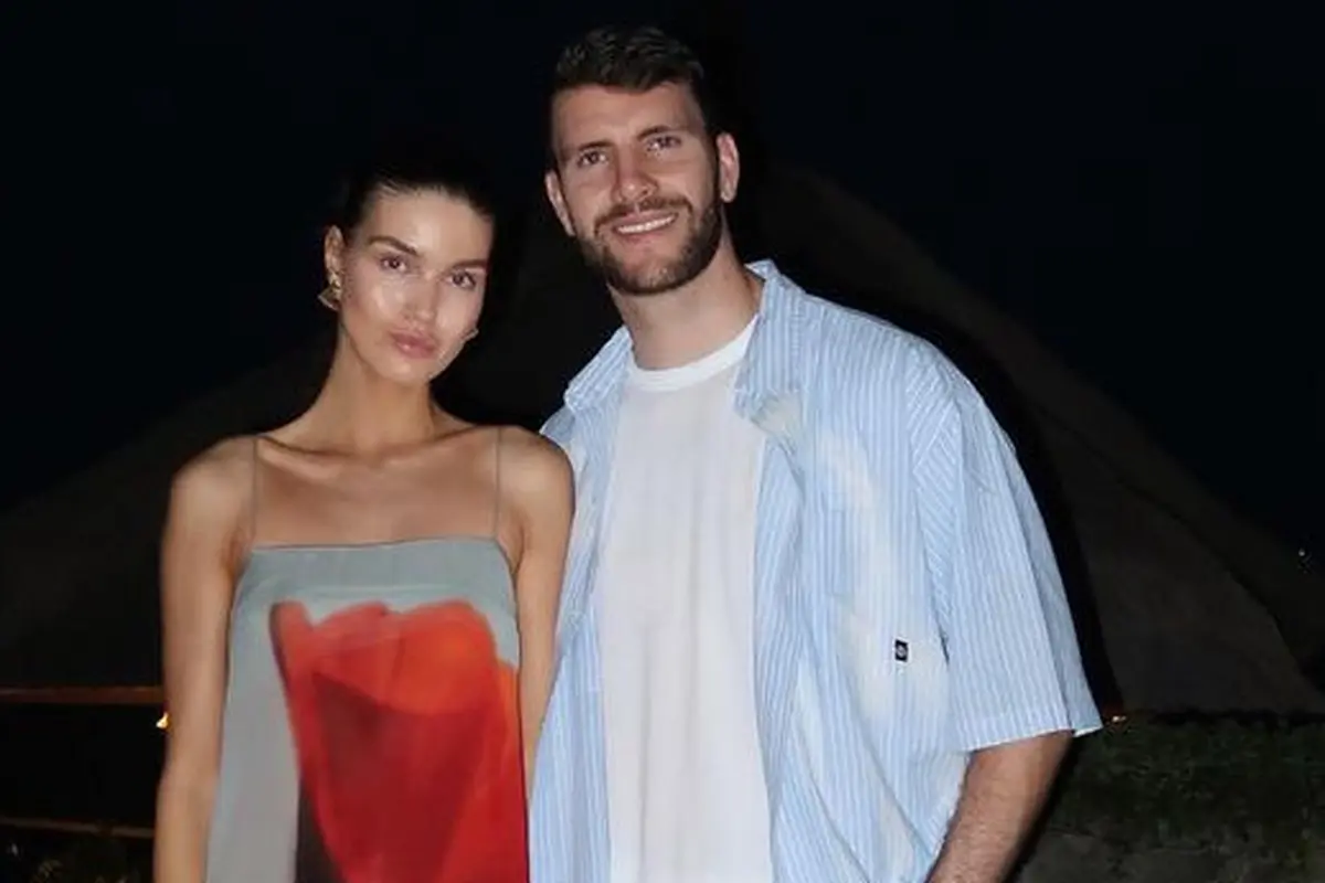 Luna Bijl Kekasih Marteen Paes saat Liburan di Bali