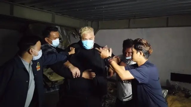 Telusuri Bangunan Angker, Ini 7 Momen Ivan Gunawan Kesurupan