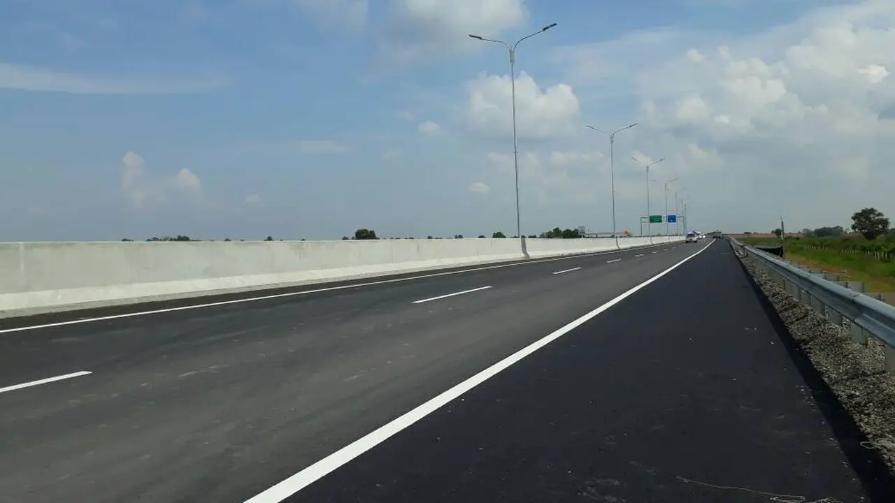 Ruas jalan Tol Palindra yang akan dibuka saat arus mudik lebaran 2017 mendatang (Liputan6.com / Nefri Inge)