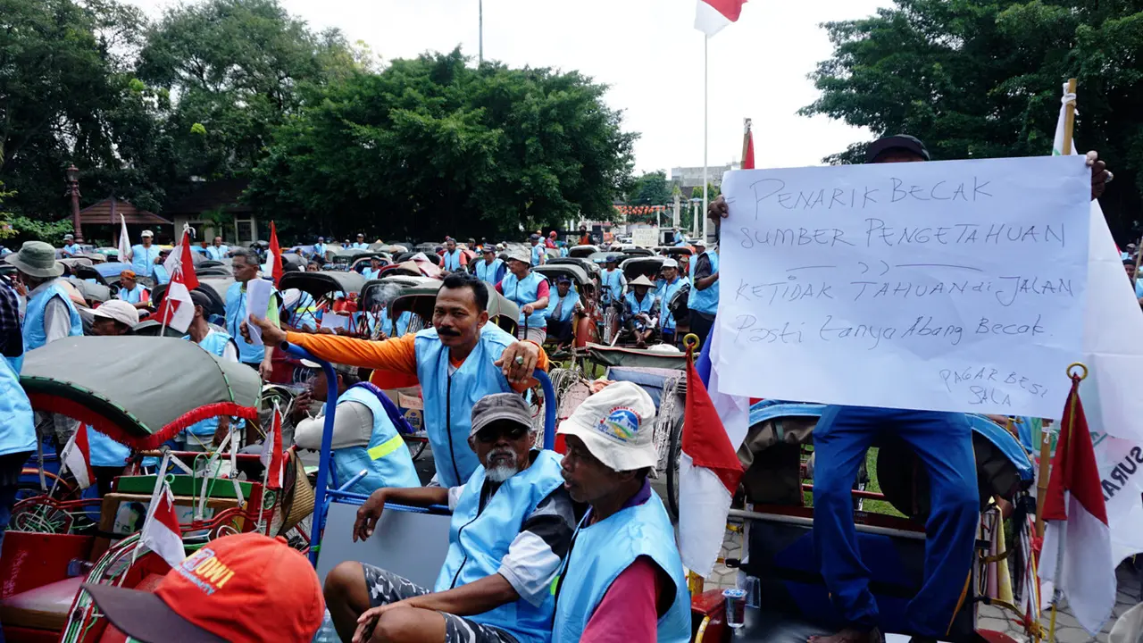 Demo Becak Tolak Ojek Online
