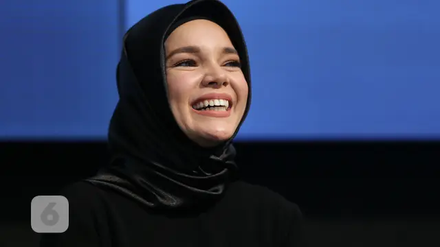 [Bintang] Dewi Sandra
