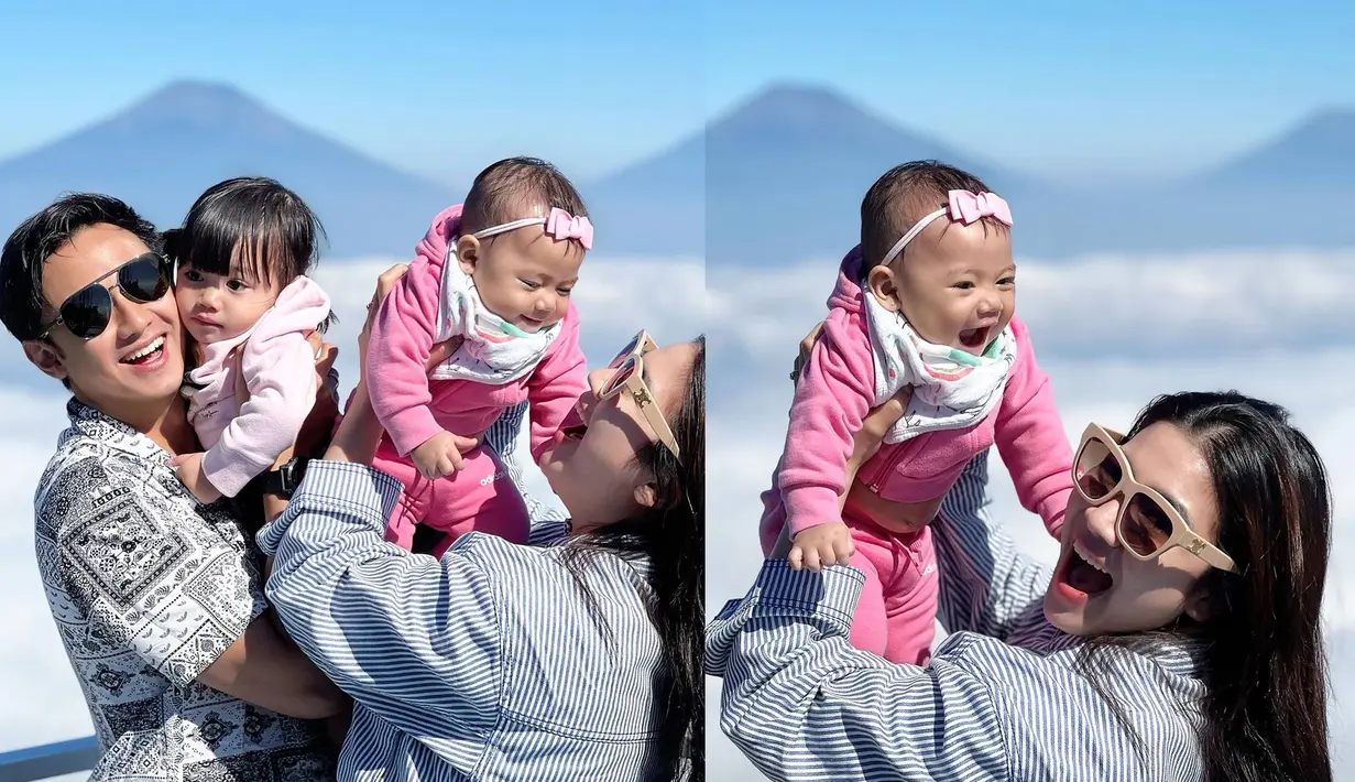 Mengajak kedua buah hatinya, banyak momen seru diabadikan. Tidak sedikit netizen yang tinggal di dekat Puncak Telomoyo banyak membanjiri kolom komentar Instagramnya. Banyak sekali netizen yang ingin bertemu langsung dengan Feli untuk sekedar foto bareng. (Liputan6.com/IG/@felicyangelista_)