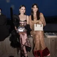 Shin Min Ah Tampil Elegan dengan Guan Berpayet pada Fashion Gucci Cosmogonie, credit: Instagram @davikah