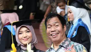 Kenangan Terakhir Temon Bersama Anak, Sempat Dampingi Wisuda Sebelum Meninggal