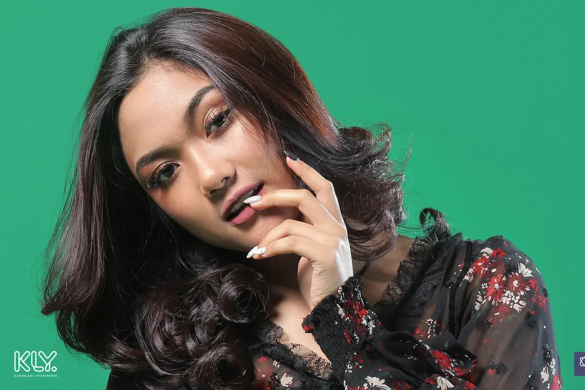 [Bintang] Fans Tak Sabar Nantikan Single Kedua Marion Jola
