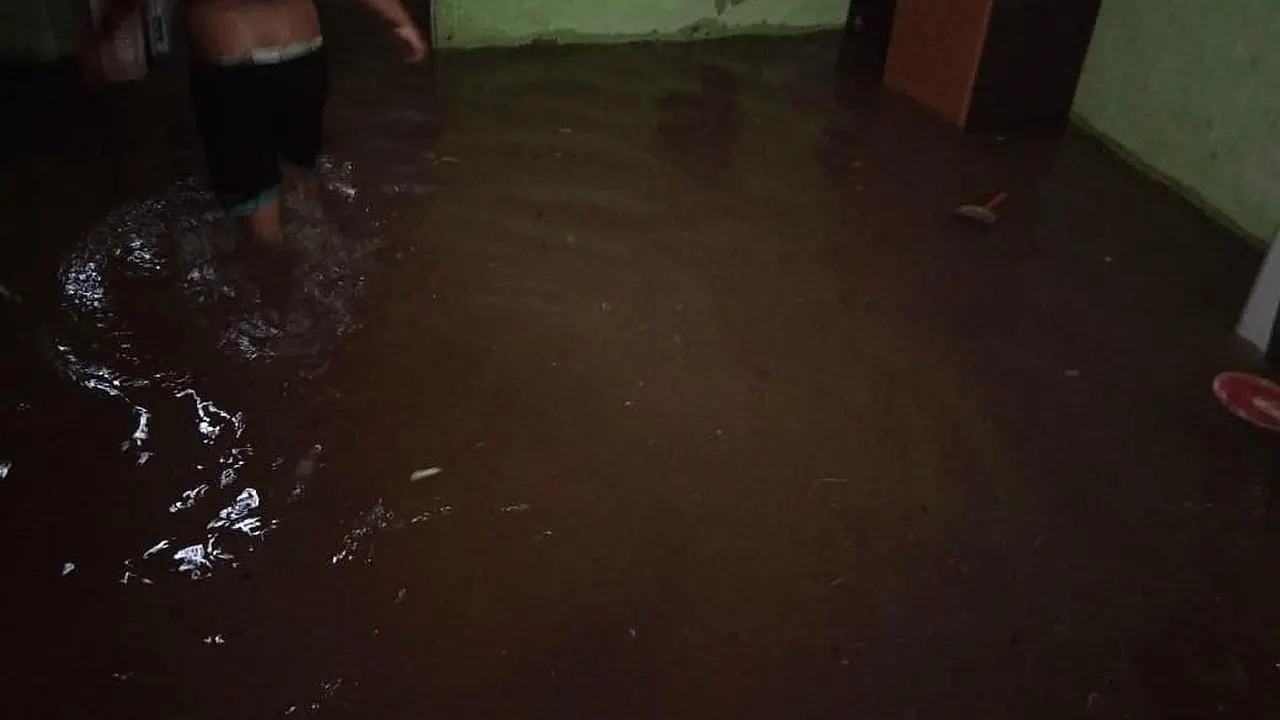Banjir melamun Aceh