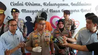 Kapolres Mataram AKBP Saeful Alam sedang press reales beberapa kasus kejahatan selama 6 bulan terakhir di Mapolres Mataram pada Jumat (25/10/2019)