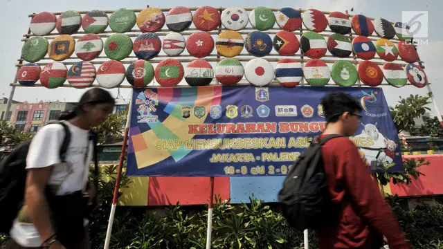 Bendera Negara Peserta Asian Games Hiasi Kali Sunter