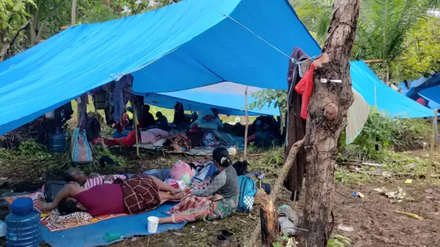 Korban gempa di Mamuju, Sulbar mengungsi ke pegunungan. (Foto: Liputan6.com/abdul Rajab Umar)