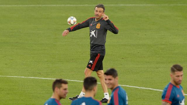 Spanyol vs Inggris