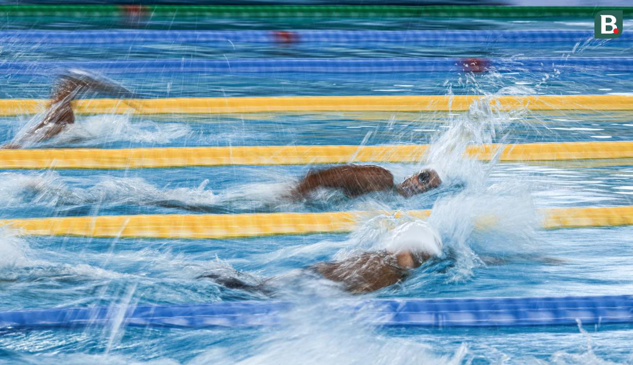 <p>Perenang Indonesia, Adelia Chantika berkompetisi dalam nomor 200 meter Gaya Bebas Putri Indonesia Open Aquatic Championships 2025 di Stadion Akuatik Gelora Bung Karno, Senayan, Jakarta, Rabu (12/11/2025). Adelia tercepat dengan menorehkan waktu 2 menit 5,92 detik. (Bola.com/Bagaskara Lazuardi)</p>