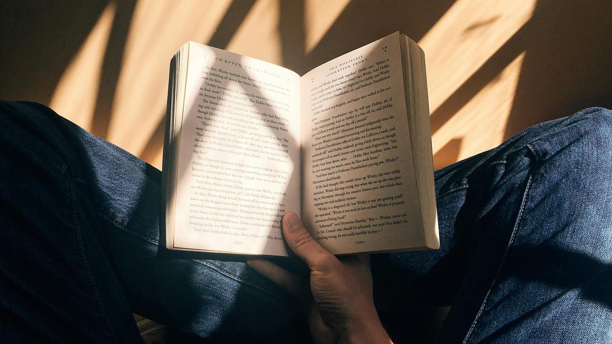 Hari Aksara Internasional: Potret Literasi &amp; Minat Baca Indonesia