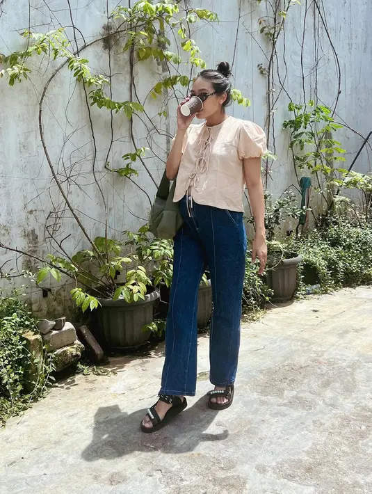 Bahkan sebelum melahirkan, Alika Islamadina memang selalu tampil keren dengan perut buncitnya. (FOTO: instagram.com/alikaislamadina/)