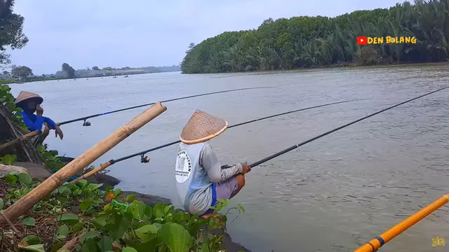 Mancing di sekitar PLTU Bunton Adipala Cilacap /Youtube Den Bolang