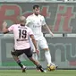Striker AC Milan Suso, membuka keunggulan timnya menjadi 1-0 melawan Palermo, pada Minggu (6/11/2016) malam. (twitter.com/acmilan)
