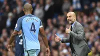 Vincent Kompany Optimistis dengan kualitas yang dimiliki Pep Guardiola. (AFP/Anthony Devlin)