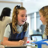 Ilustrasi anak belajar di kelas (Photo by stem.T4L on Unsplash)