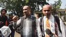 Ketua KPK nonaktif, Abraham Samad saat ditanya awak media saat tiba di Gedung Bareskrim Mabes Polri, Jakarta, Rabu (24/6/2015). Samad diperiksa penyidik bareskrim Polri sebagai tersangka dalam kasus Rumah Kaca. (Liputan6.com/Yoppy Renato)