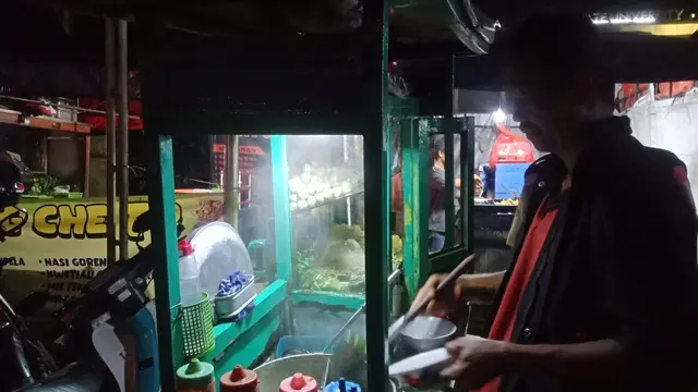 Penjujal Bakso Gerobak