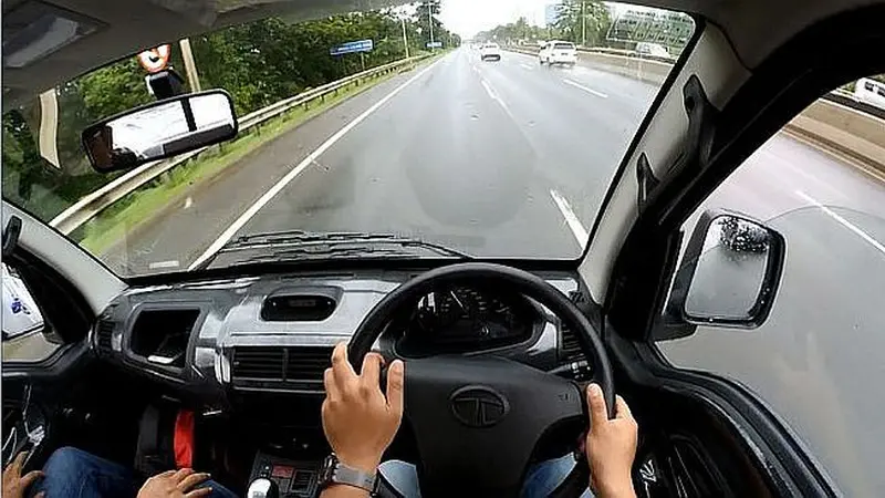 Test Drive Tata Super Ace HT