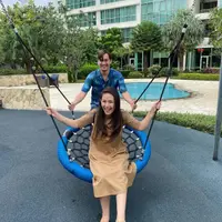 Lady Nayoan akhirnya membuka kondisi rumah tangganya yang sempat tak harmonis. Hubungan Lady dengan Rendy Kjaernett kembali baik. Atas kebahagiaan yang dirasakan belakangan ini, Lady bagi-bagi hadiah di media sosial. [Instagram/rendykjaernett1]