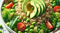Resep Salad Quinoa dengan Alpukat dan Edamame: Salad Super Sehat dan Mengenyangkan | copyright ChatGPT/AI