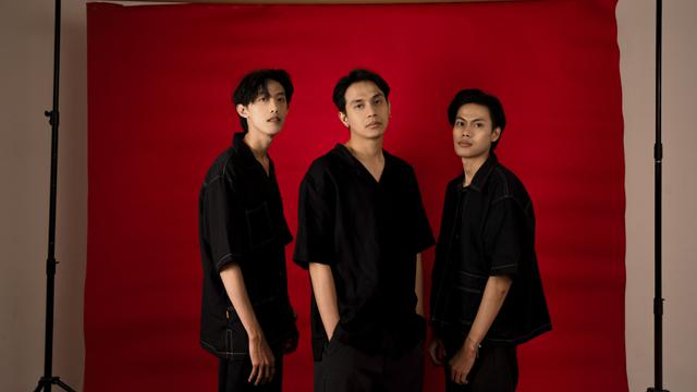 Band Joy Impression Three atau JI3