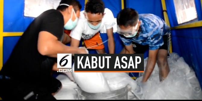 VIDEO: Atasi Kabut Asap, 800 Kilogram Garam Ditebar di Langit Kalimantan