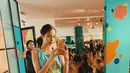 Saat tak ada kegiatan syuting, Putri Marino pasti menyempatkan waktu ke tempat zumba. Putri juga mengabadikan momen mirror selfie setelah olahraga zumba. Zumba menjadi olahraga favorit dari ibunda Surinala. (Liputan6.com/IG/@putrimarino)