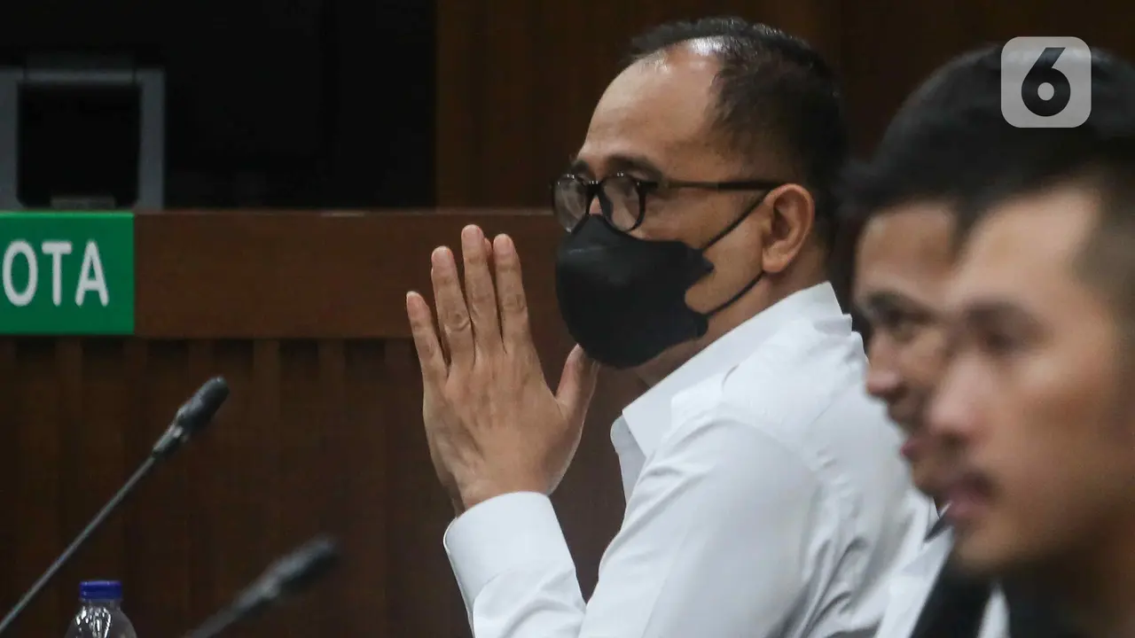 Sidang Rafael Alun Trisambodo
