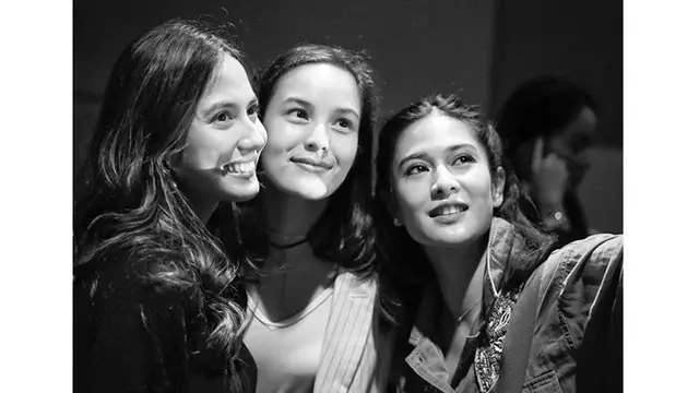 Reaksi Kocak Netizen Saat Pevita, Chelsea Islan dan Dian Sastro Satu Frame