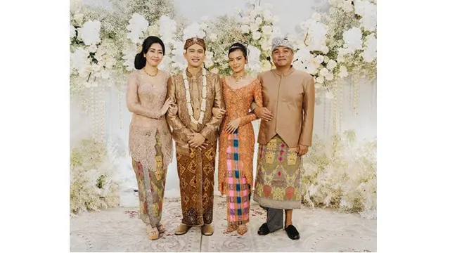 6 Potret Indra Lesmana di Rangkaian Acara Pernikahan Eva Celia, Penuh Kebahagiaan