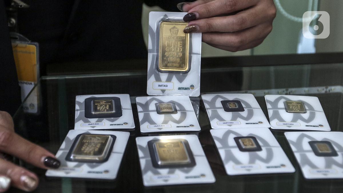 Top 3: Harga Emas Antam Terjun Bebas