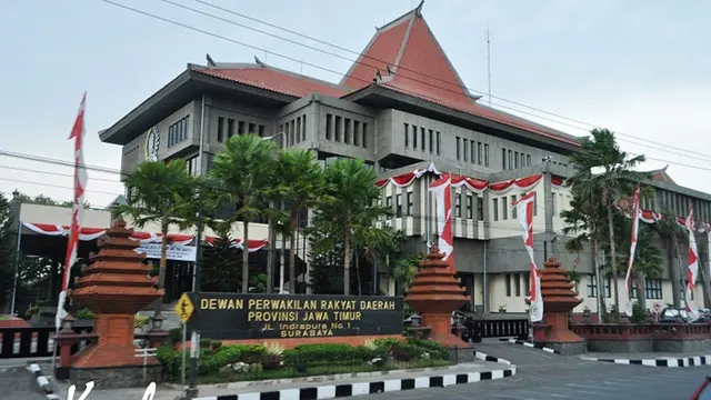 Gedung DPRD Jatim. (Istimewa)