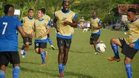 Pendapatan Karcis Persipura Menurun