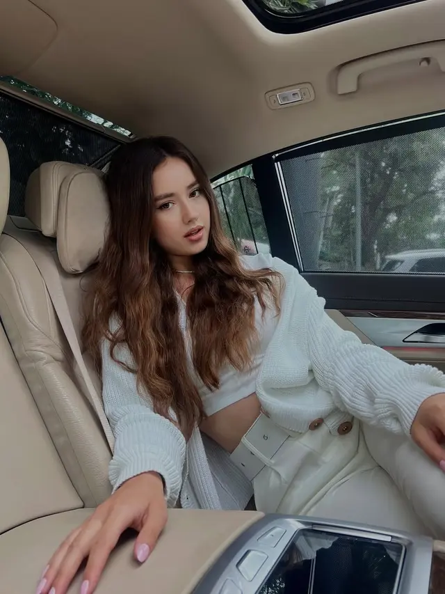Profil Vika Kolesnaya, Model Asal Belarus yang Sedang Dekat dengan Billy Syahputra (credit: instagram/vika.kolesnaya).