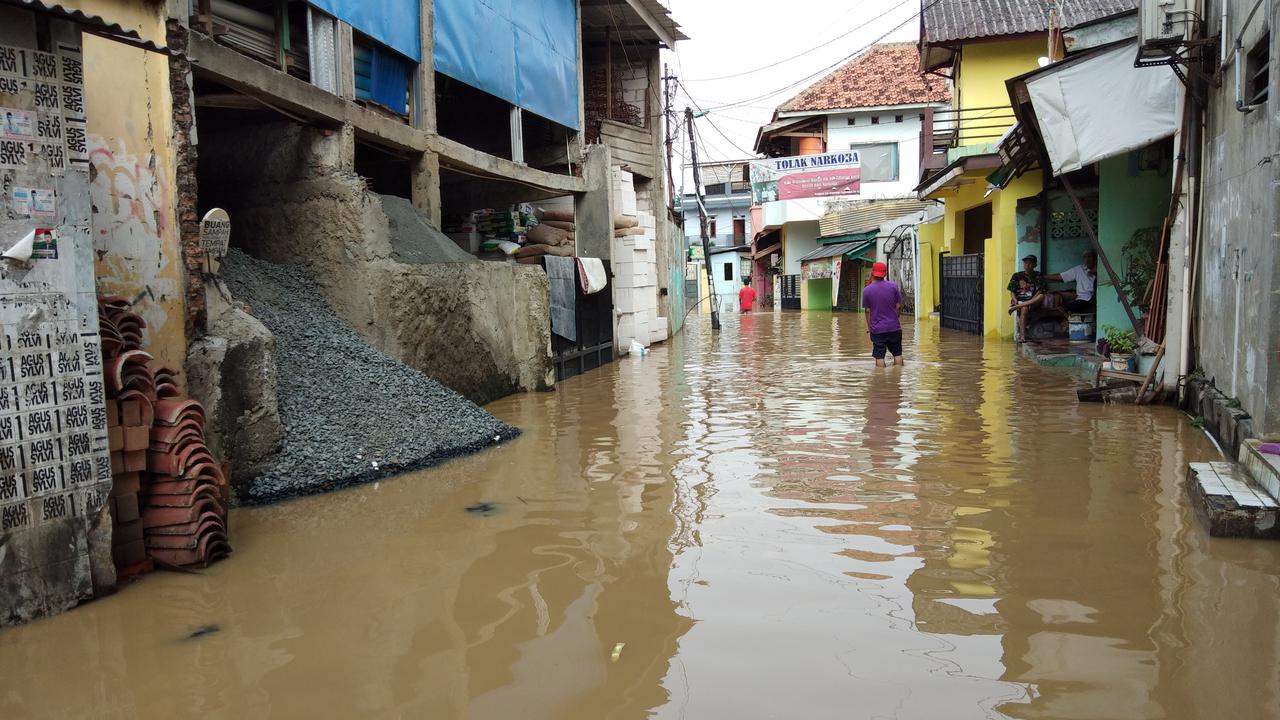 Banjir di Kelurahan Cililitan, Jakarta Timur, Jumat (26/4/2019)