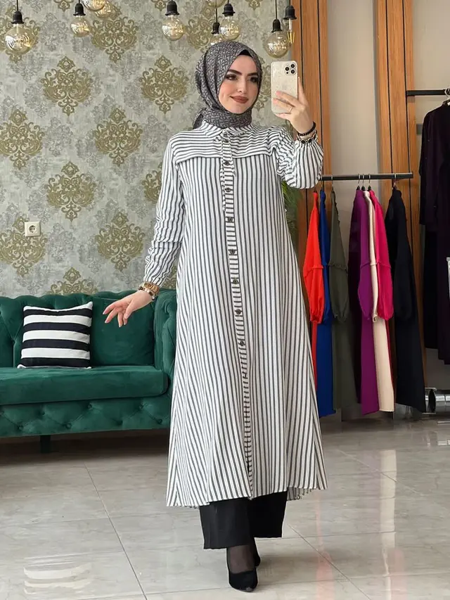 Tunik dengan Motif Vertikal