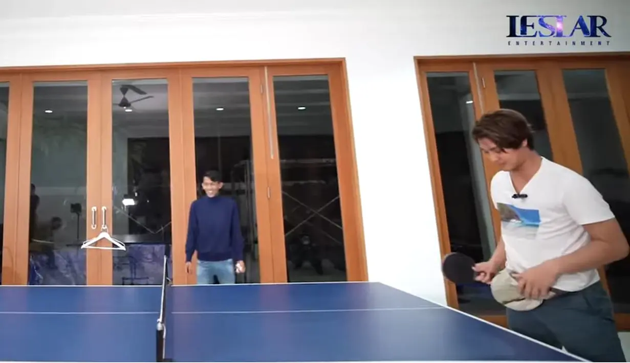 Lesti Kejora dan Rizky Billar (Youtube/Leslar Entertainment)