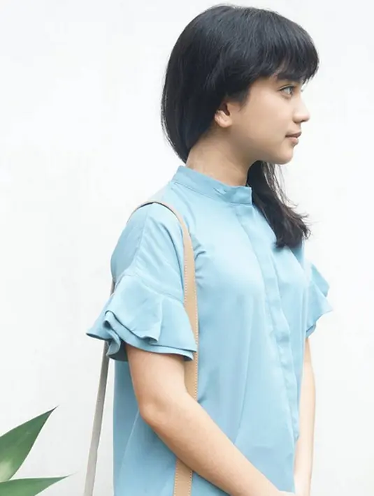 Cerita yang dibawa Manda ke depan publik berkaitan dengan kesehatannya, di mana kabarnya ia sempat mengidap penyakit kanker tiroid. Cukup mengkhawatirkan memang, namun kini Manda sudah sembuh. (Instagram/auroramanda95)