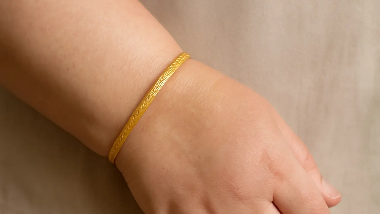 Tips Pakai Gelang Emas 2 Gram untuk Tangan Gemuk (Foto: ChatGPT)