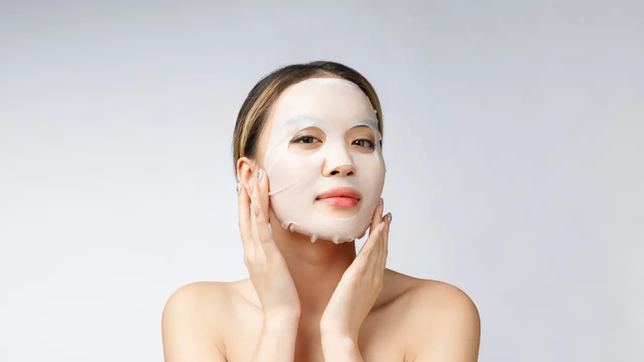 ilustrasi Jenis sheetmask sesuai kandungannya untuk mengatasi masalah kulit tertentu/Mix and Match Studio/shutterstock
