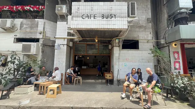 Cafe Busy